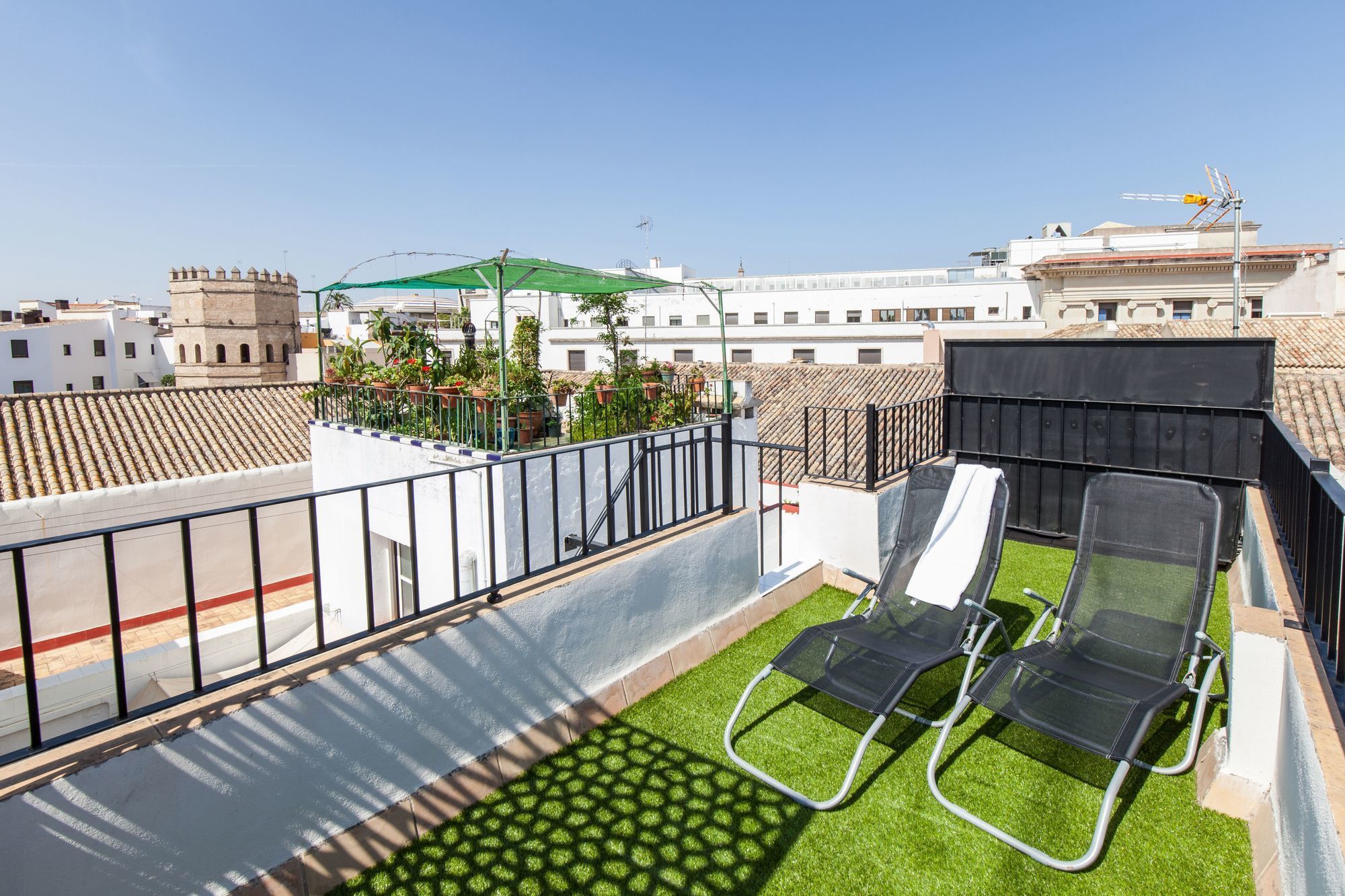 - Torre Del Oro B Apartment *