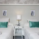 Green - Apartments Torre Del Oro B